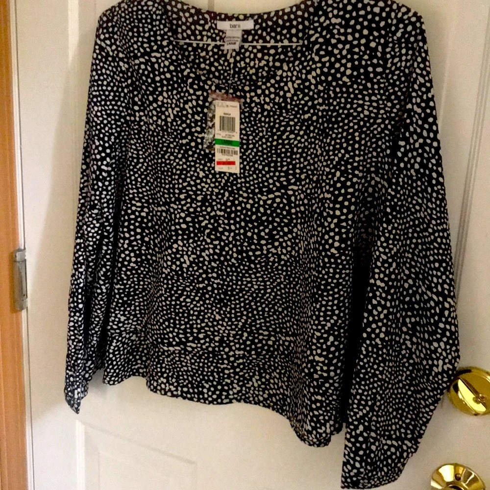 New! Simple & chic Bar III top LAST CUT - Picture 2 of 7